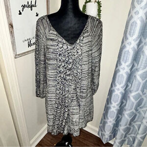 Heather gray sweater top